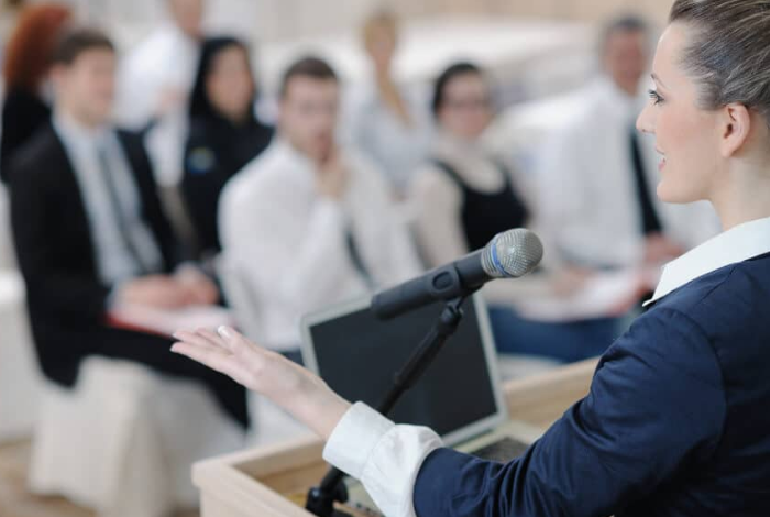 How to Master Public Speaking and Presentations