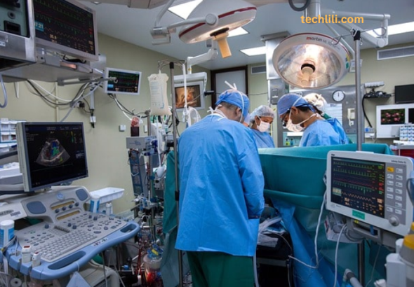 Ethics at the Cutting Edge: Dr. Larry Davidson on AI Integration in Spinal Procedures