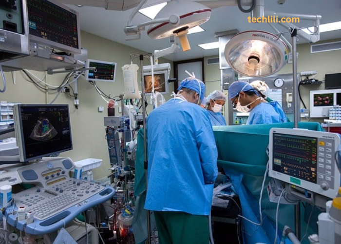 Ethics at the Cutting Edge: Dr. Larry Davidson on AI Integration in Spinal Procedures